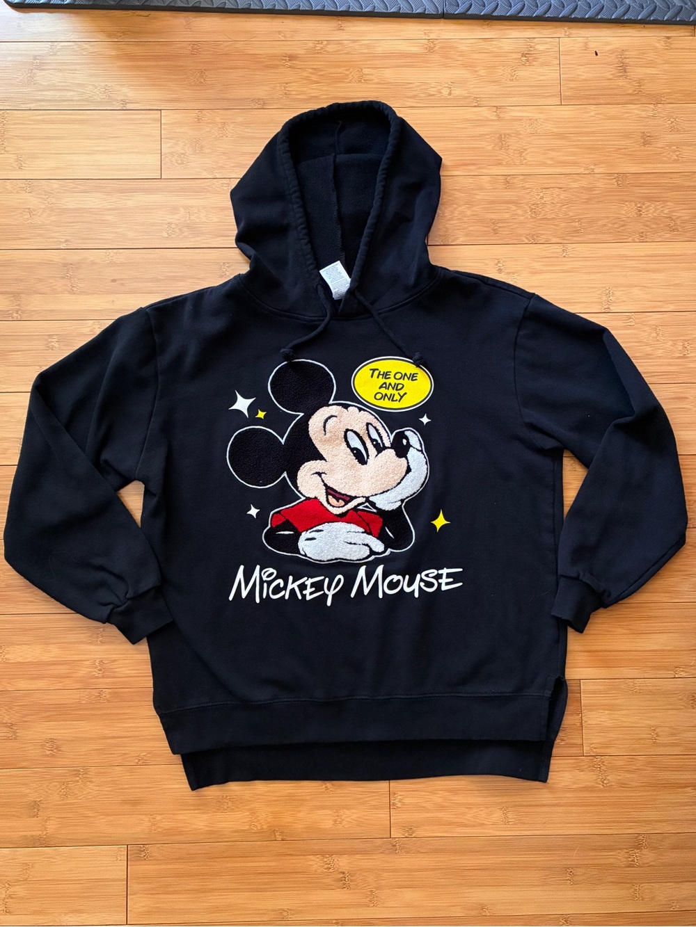 Womens Black Mickey Mouse soft embroidered Pullover Hoodie XL Disneyland Disney